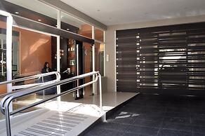 Cimma Suites Apart-Hotel