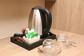 Crystal Palace Luxury Hotel