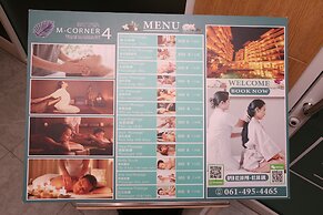 Crystal Palace Luxury Hotel