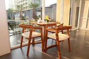 Crystal Palace Luxury Hotel