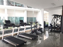 Crystal Palace Luxury Hotel