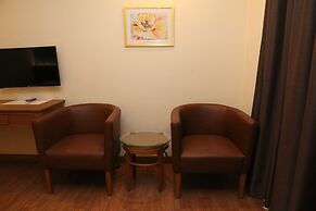 Crystal Palace Luxury Hotel