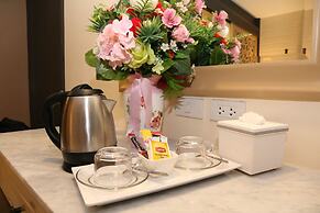 Crystal Palace Luxury Hotel