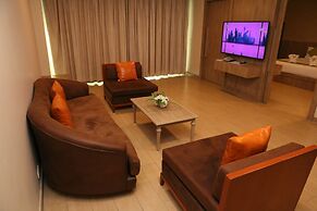 Crystal Palace Luxury Hotel