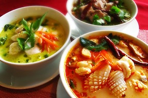 Crystal Palace Luxury Hotel