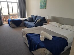 Seabreeze Beach Hotel