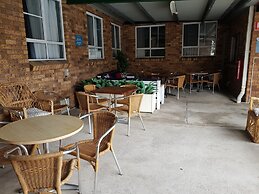 Seabreeze Beach Hotel