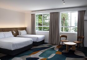 Seabreeze Beach Hotel