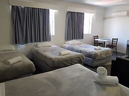 Seabreeze Beach Hotel