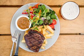 Seabreeze Beach Hotel