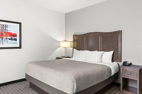 Quality Inn & Suites Pearsall