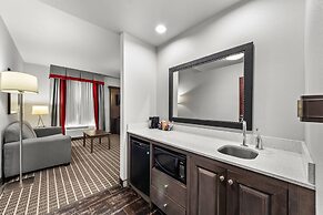 Quality Inn & Suites Pearsall