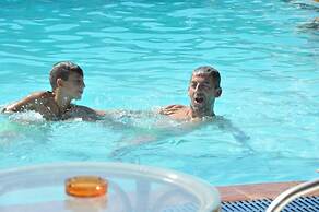 Heliotrope Apartments