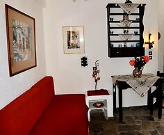 Heliotrope Apartments