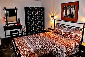 Heliotrope Apartments