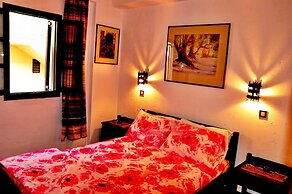 Heliotrope Apartments