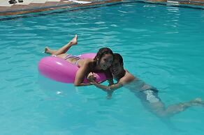 Heliotrope Apartments