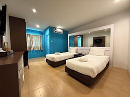 Bed by Cruise at Samakkhi-Tivanont