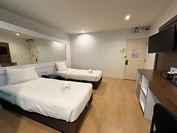 Bed by Cruise at Samakkhi-Tivanont