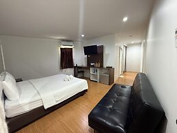 Bed by Cruise at Samakkhi-Tivanont