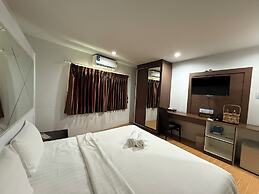 Bed by Cruise at Samakkhi-Tivanont