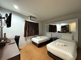 Bed by Cruise at Samakkhi-Tivanont