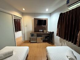 Bed by Cruise at Samakkhi-Tivanont