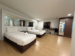 Bed by Cruise at Samakkhi-Tivanont