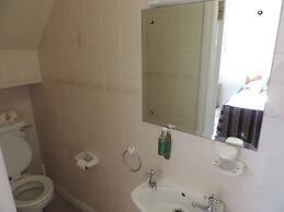 Gleesons Restaurant & Rooms