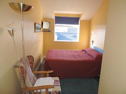 Gleesons Restaurant & Rooms