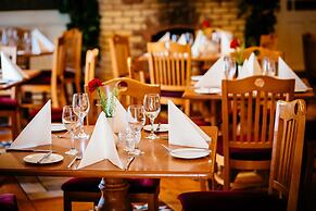 Gleesons Restaurant & Rooms