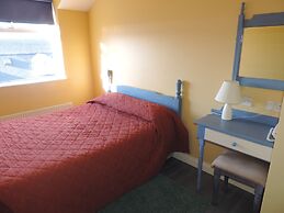 Gleesons Restaurant & Rooms