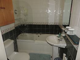 Gleesons Restaurant & Rooms