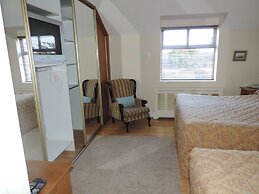 Gleesons Restaurant & Rooms