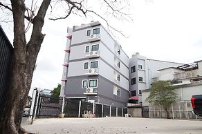 Ma Non Nont Hotel & Apartment