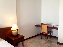 Suwan Driving Range and Resort