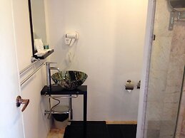 Suwan Driving Range and Resort