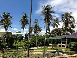 Suwan Driving Range and Resort