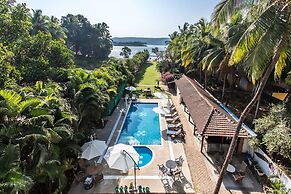 Safira River Front Resort