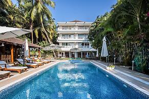 Safira River Front Resort