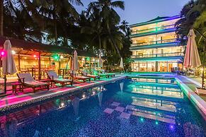 Safira River Front Resort