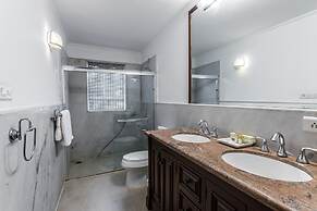 Safira River Front Resort