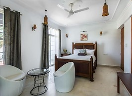 Safira River Front Resort