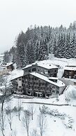 Arpuria l hidden luxury mountain home | Adults friendly