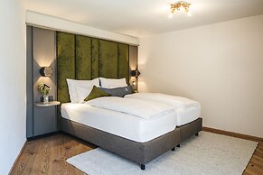 Arpuria l hidden luxury mountain home | Adults friendly
