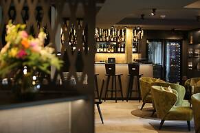 Arpuria l hidden luxury mountain home | Adults friendly