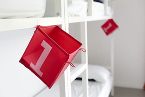 Meet Gardalake Hostel