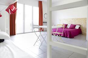 Meet Gardalake Hostel