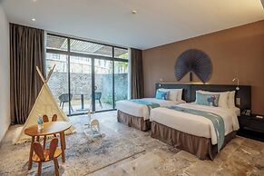 Melia Danang Beach Resort