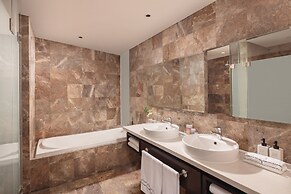 Melia Danang Beach Resort